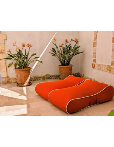 Sunbed orange bord blanc Sunbed orange bord blanc