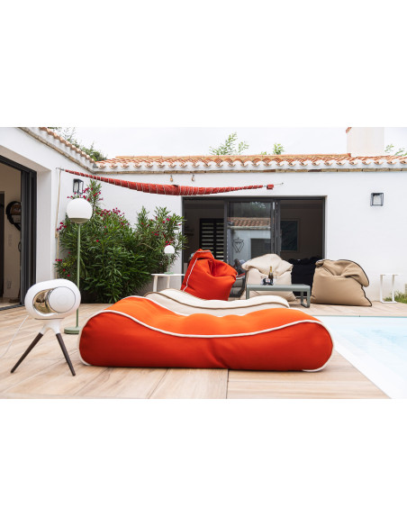Sunbed orange bord blanc