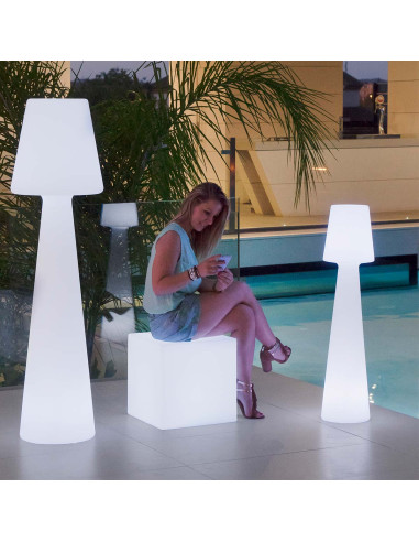 Lampadaire 110 batterie rechargeable