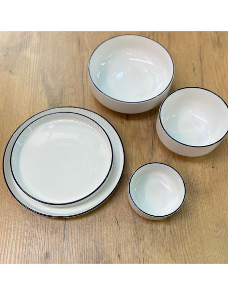 Assiette dessert Rivage Ø20cm blanche liseré bleu nuit