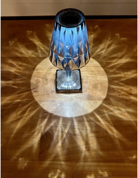 Lampe Led Paloma coloris fumée H26cm